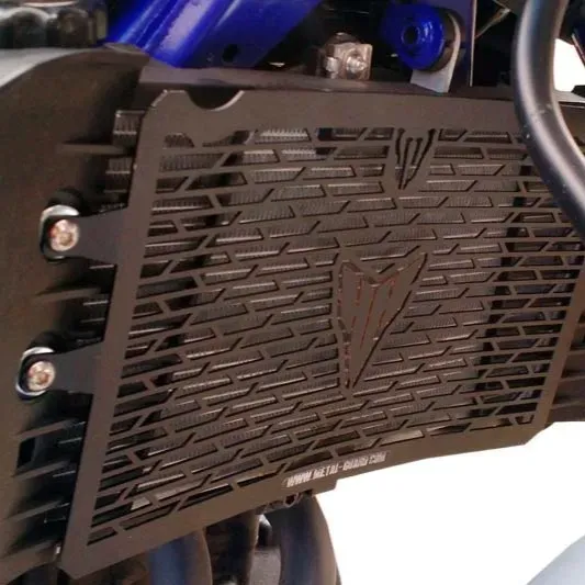 [PYA0102007] PROTECTOR RADIADOR YAMAHA MT03 (Negro).webp