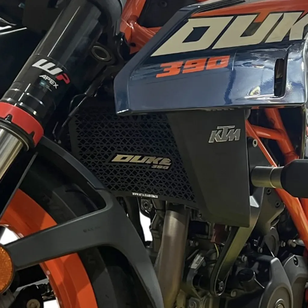 PROTECTOR RADIADOR KTM DUKE 250 Y 390 2024